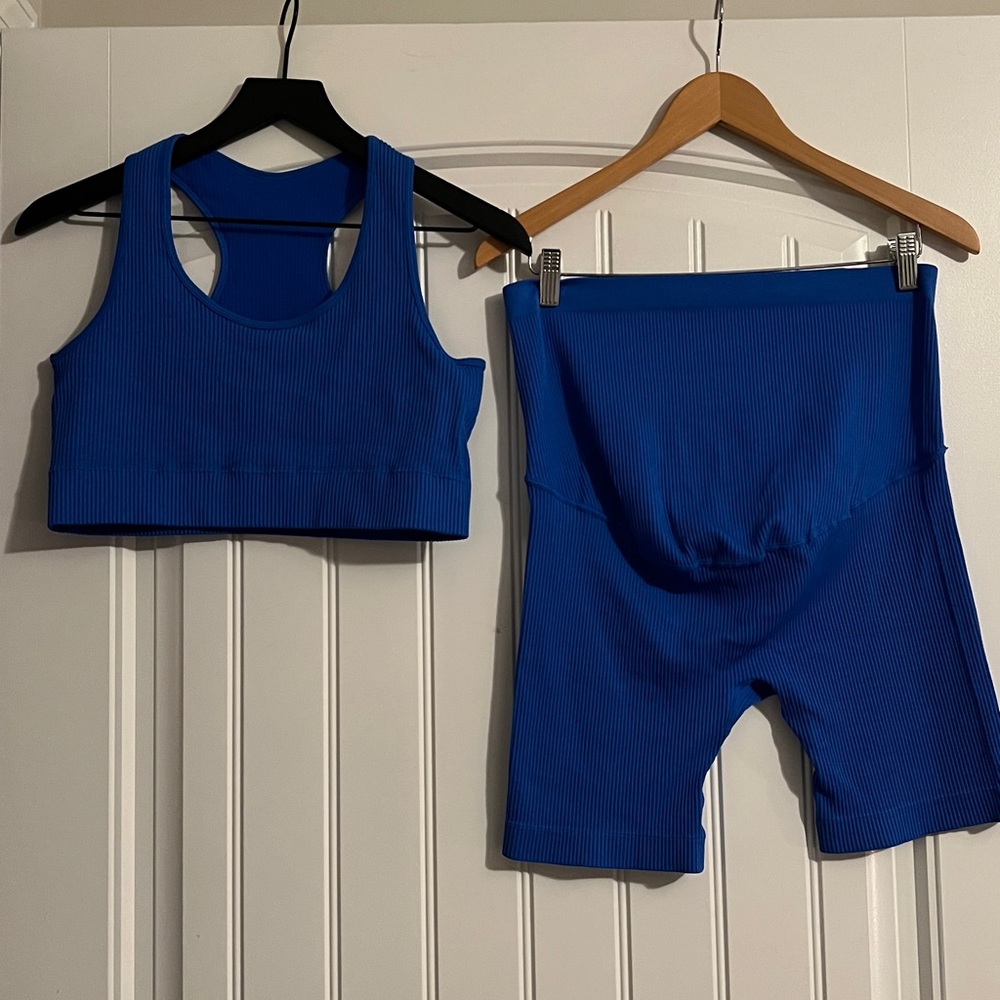 Maternity Bike Shorts & sports Bra Large